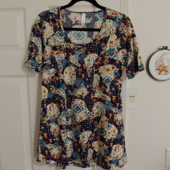 LuLaRoe Tops - LuLaRoe Disney XS Princess Perfect Tee